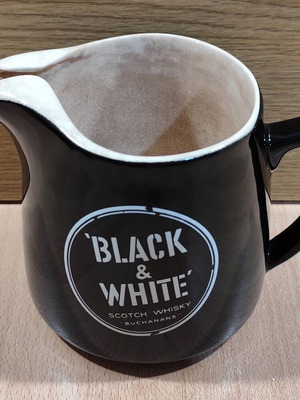 Black & White scotch whisky παλιά κεραμική κανάτα