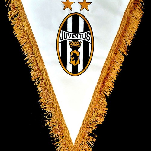 Juventus embroidered captain's pennant like new with old emblem