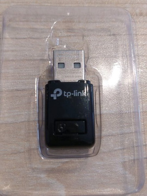 TP-Link TL-WN823N USB Wireless Adapter like new