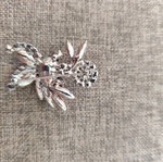 Pin like new