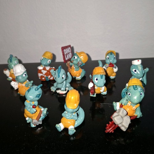 Kinder Surprise dinosaur figures used, collection