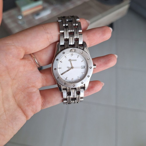Ellesse women's wristwatch silver with white dial like new