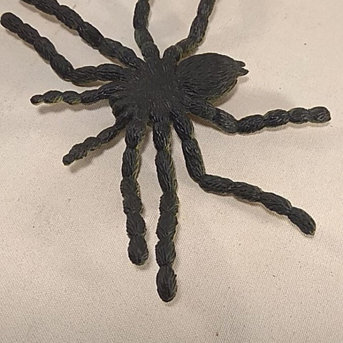 Παιχνίδι αληθοφανής αράχνη 5x8.5cm σαν καινούργιο