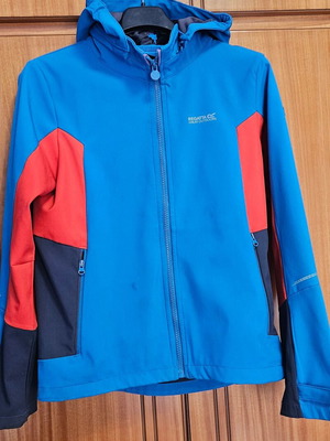 Regatta Acidity V Kids Softshell Jacket used, windproof with reflective details