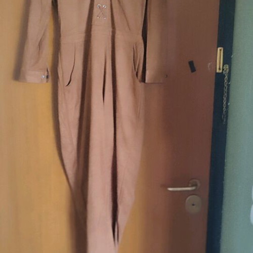 Dresses and Jumpsuits like new, pack of 12 pieces