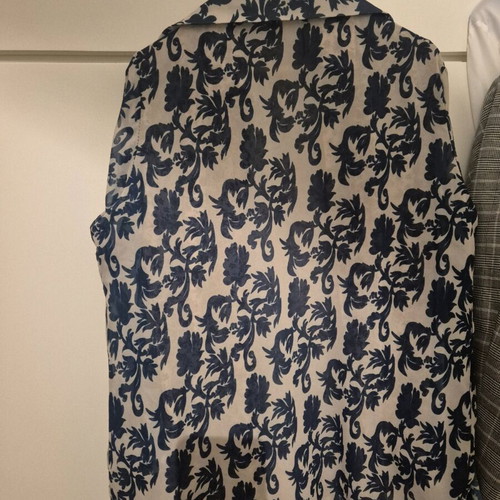 Shirt with blue patterns new collection like new