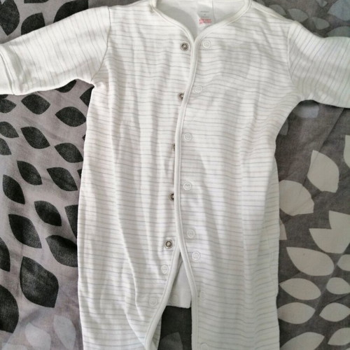 Baby rompers 0-3 months like new, pack next, george