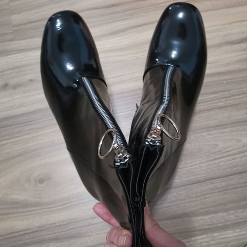 Patent leather women's boots new, black, size 39