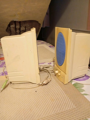 Teac PowerMax 80/2 wall speakers like new