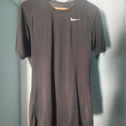 Nike Pro lightweight sports dress size M like new, black