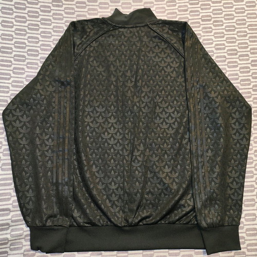 Adidas Adicolor Graphics Monogram SST jacket like new, size XL, black