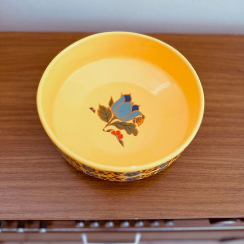 YALCO ceramic serving bowls set of 7 used, floral vintage retro