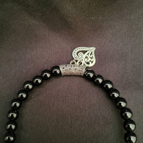 Bracelet handmade from natural stones and beads by Art & Create