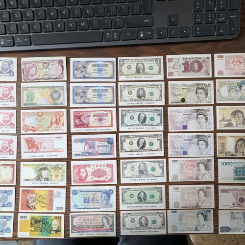 Karouzel banknote stickers used, 58 pieces from 1991