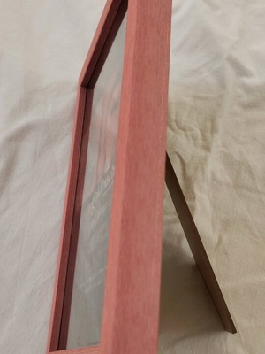 Pink frame 15x20cm for horizontal or vertical hanging