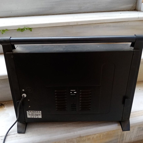 Kumtel Halogen Quartz Heater like new, 1500W, 3 lamps