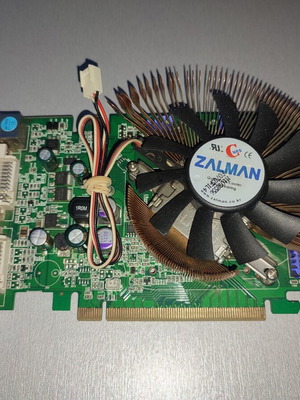 Point of View 7600GT 256MB GDDR3 PCI-e used with Zalman cooler