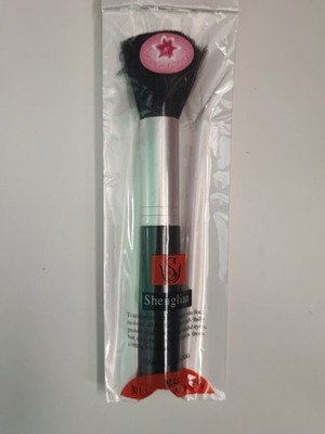 Makeup brush for blush or powder new