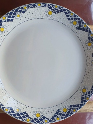 Porcelain platter like new