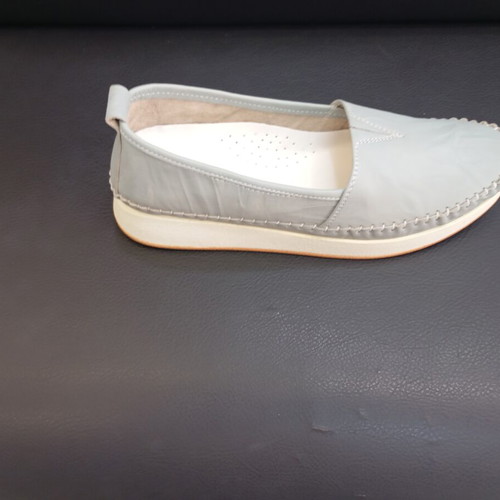 Leather ballerinas new, grey with anatomical insole
