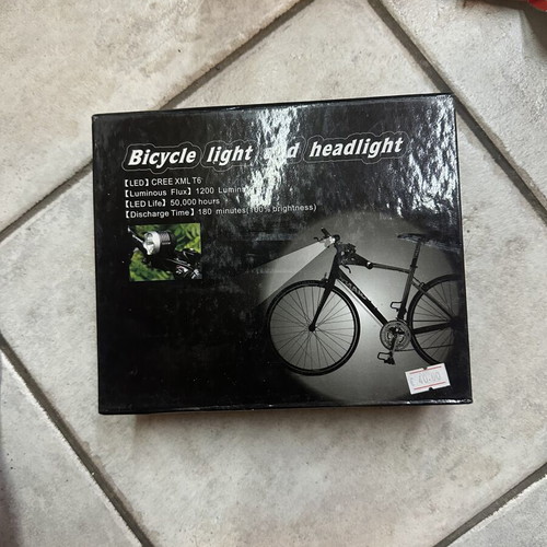 Bicycle light and headlight new, high power with external battery