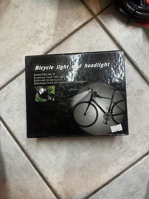 Bicycle light and headlight new, high power with external battery