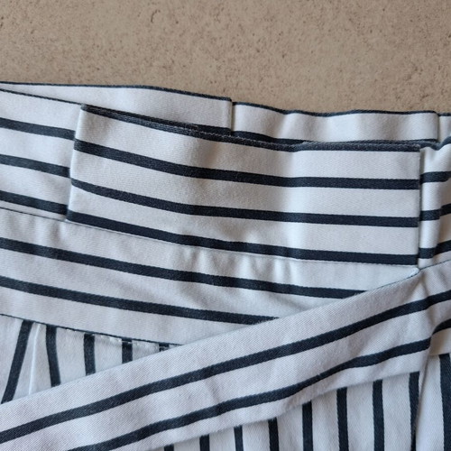 Zara paper bag high-waist shorts like new, white and blue, size S