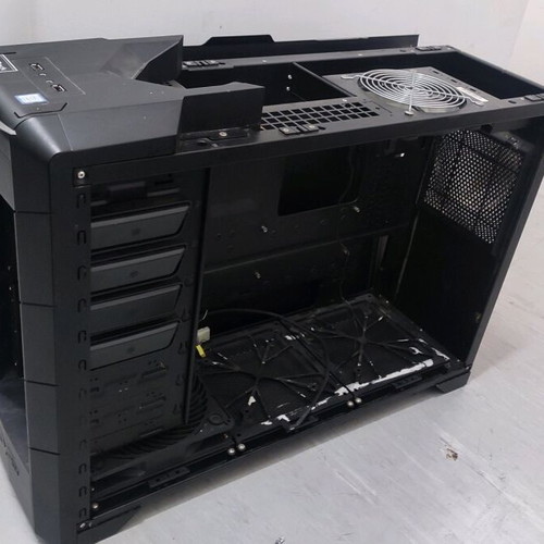 SilverStone Raven RV02 used PC case with 180mm and 120mm fans