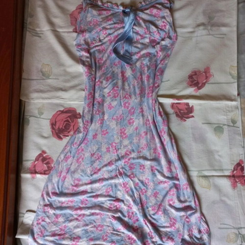 Midi nightgown floral like new with adjustable straps, purple