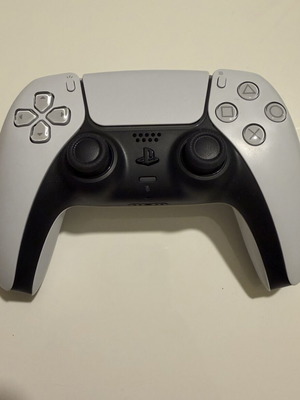 Sony DualSense Wireless PS5 controller