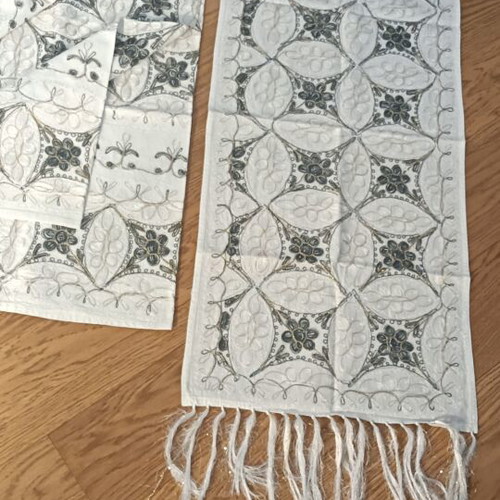 Tablecloth and table runner set with black and white embroidery