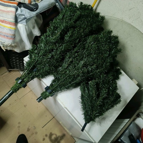 Christmas tree used 2.10 cm