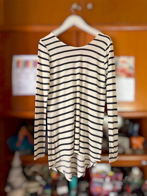 Zara striped long-sleeve blouse like new, size M, white and gray