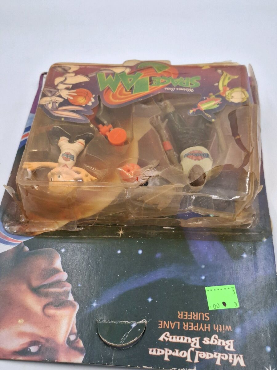 Space Jam 1996 Michael Jordan and Elmer… - € 25,00 - Vendora.cy