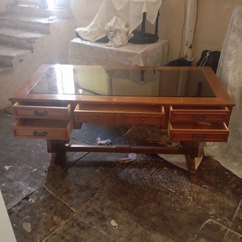 Wooden desk vintage with glass top and 5 drawers