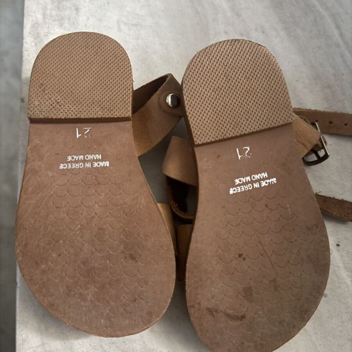Leather sandals children size 21 like new