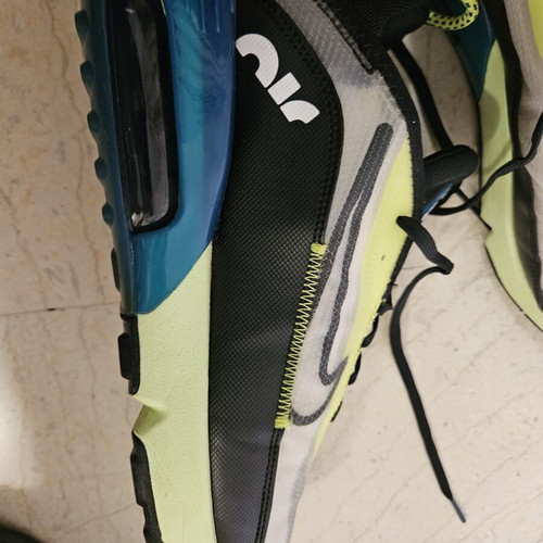 Nike Air Max 2090 sneakers like new, size 45, black and green