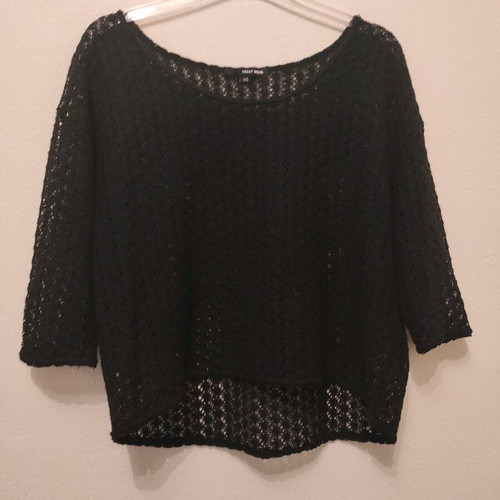 Black loose short-sleeve t-shirt like new, size XXS