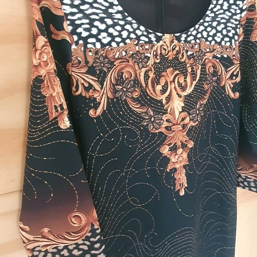Batida dress new, size 4 (M/L)