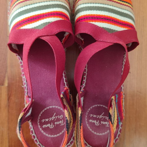 Toni Pons Verges Multicolour espadrilles size 40 like new