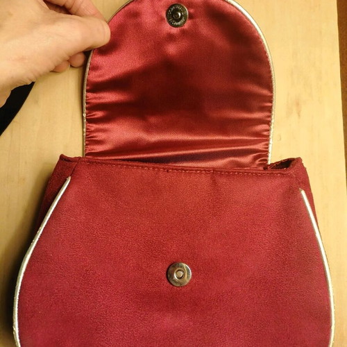 Vintage Body Shop toiletry bag used, red