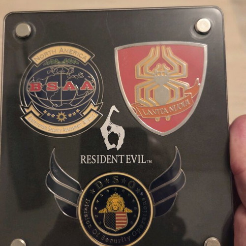 Resident Evil 6 Forces collectible medals like new