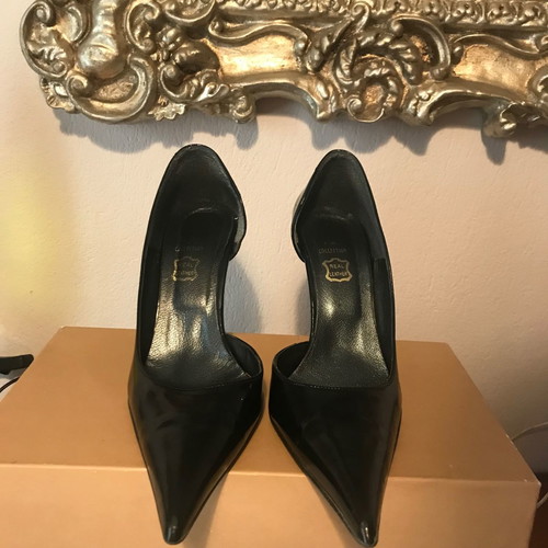 Stiletto pumps used Greek leather black size 38