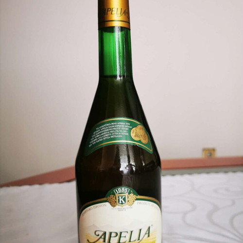 Apelia sealed bottle from 1984