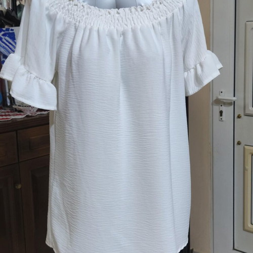 White off-shoulder blouse like new, size M-L