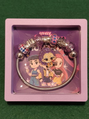 Demon Hunters Rumi children's beaded charm bracelet