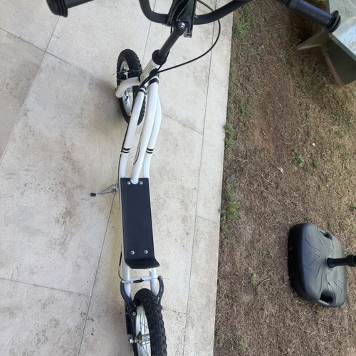 Scooter like new, used once