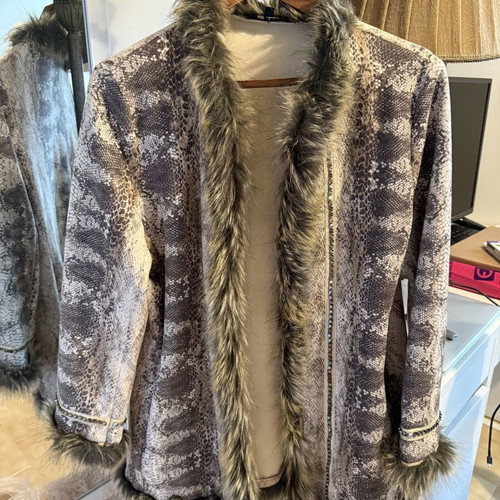 Briefly Snake Print Coat size M, like new, brown