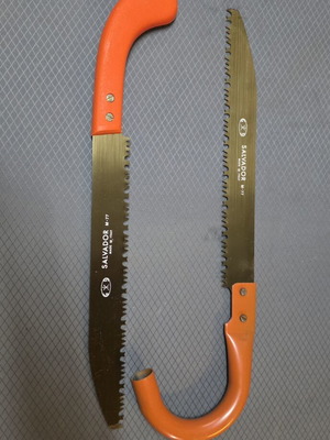 Set of 2 Salvador handsaws new, 300mm with plastic and metal handles