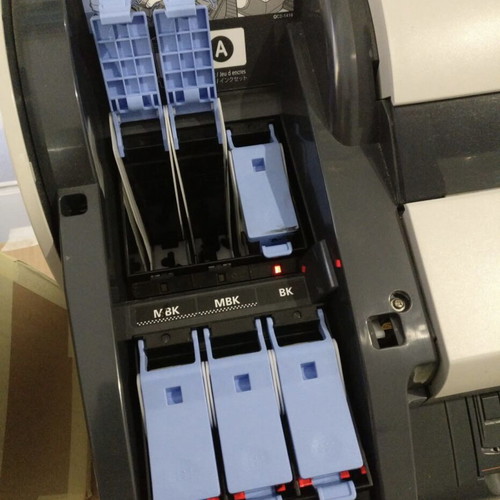 Canon iPF605 Plotter Printer used with stand